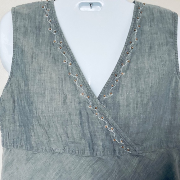 J. Jill Embellished Sleeveless Linen Top - 6P - Picture 2 of 5